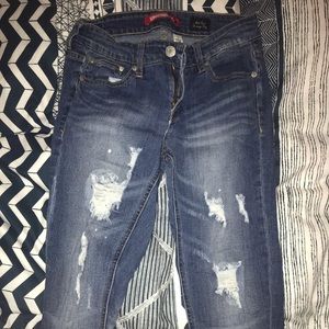 MID RISE JEANS